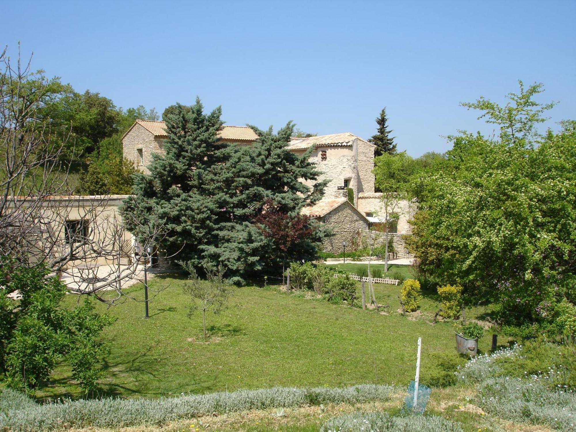 Domaine De La Grange Neuve La Roque-sur-Pernes Exterior foto