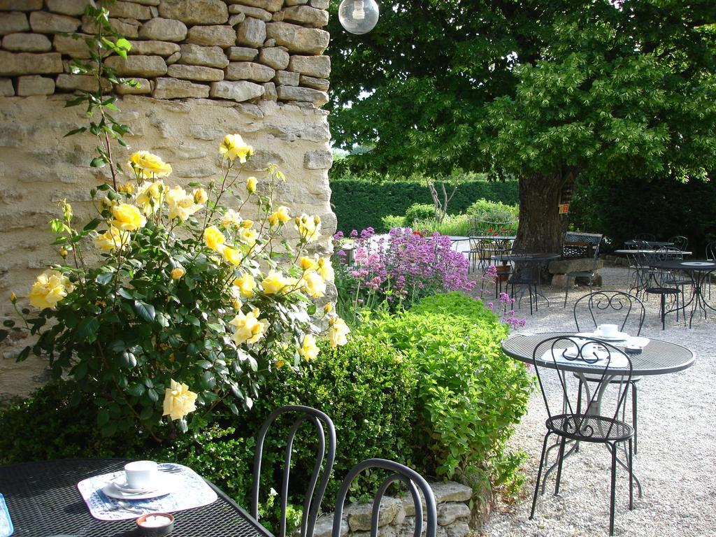 Domaine De La Grange Neuve La Roque-sur-Pernes Exterior foto